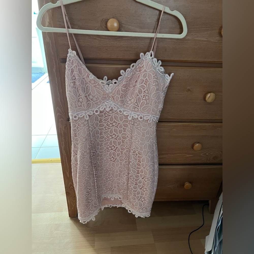 NICHOLAS like new pink with white lace overlay cocktail dress